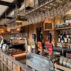 The Black Rabbit - Hall & Woodhouse - Bar