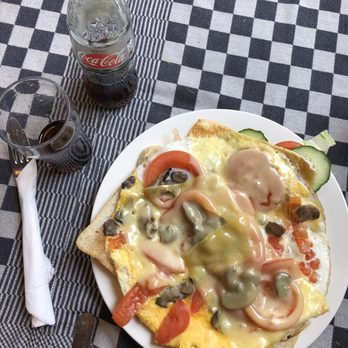 Koffiehuis De Hoek - Breakfast & Brunch Near Me - Amsterdam, New Hampshire Koffiehuis De Hoek - Breakfast & Brunch Near Me - Amsterdam, New Hampshire