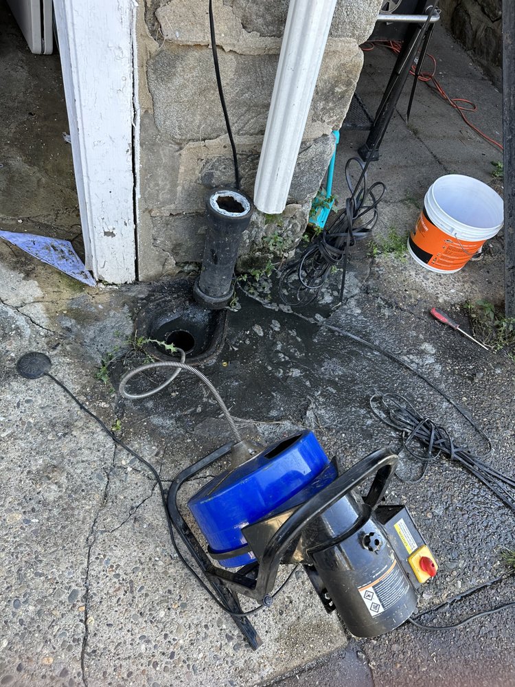 Slide of Joe Newton Plumbing