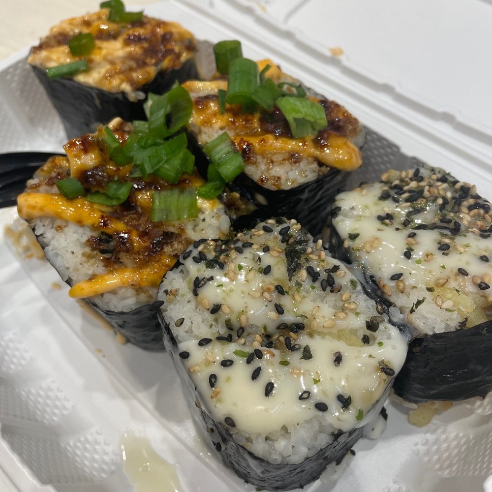 Shootz - Hawaiian Near Me - Stanton, California