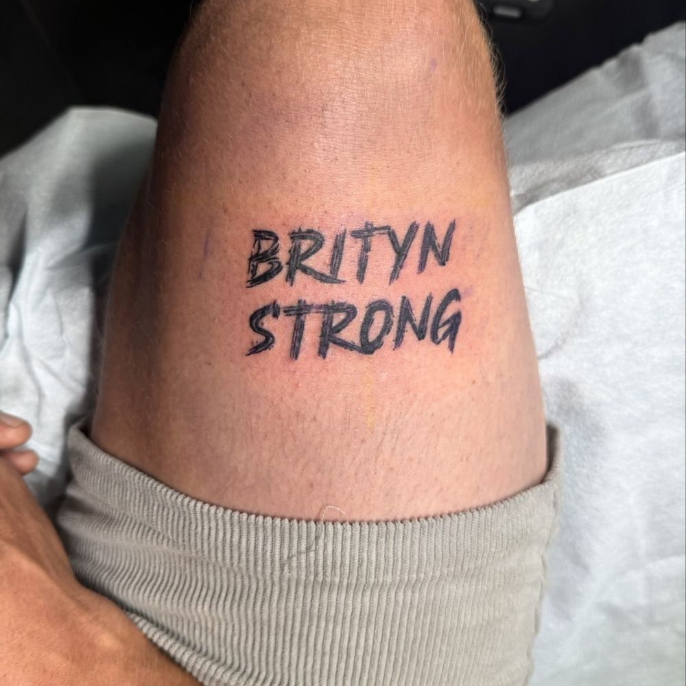 Hustle Tattoo & Piercing Studio - Tribute to my sister who passed away from cancer - Tattoo Near Me - San Diego, California Hustle Tattoo & Piercing Studio - Tribute to my sister who passed away from cancer - Tattoo Near Me - San Diego, California
