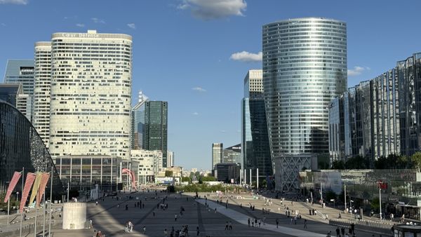 La Défense by null
