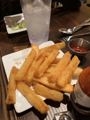 Kindred Food & Drink by null