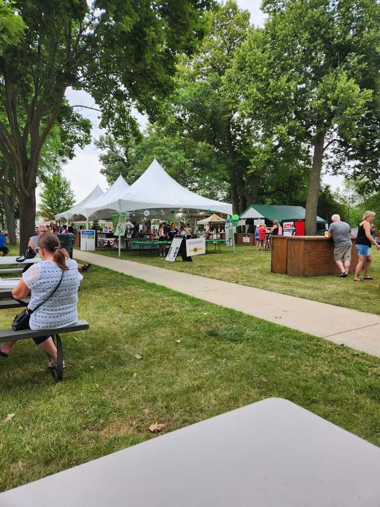 LIONS PARK 7401 Edgehill Rd, Greendale, Wisconsin Parks Yelp