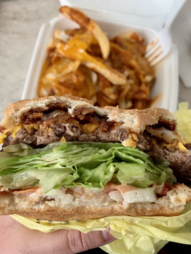 D's Giant Burgers