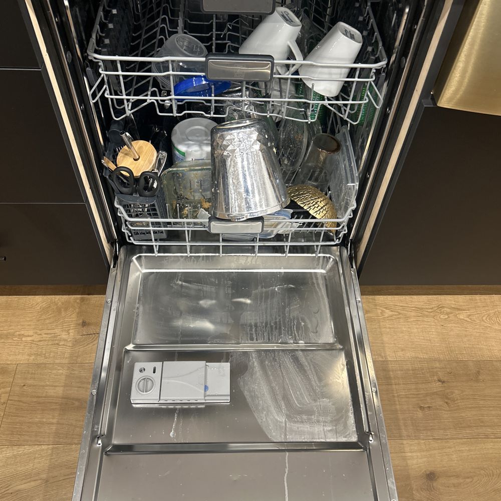 Dishwasher Dishwasher