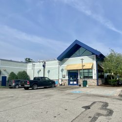 Oakmont Service Plaza - Exterior of building