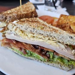 Toast & Berry  - Avocado turkey club