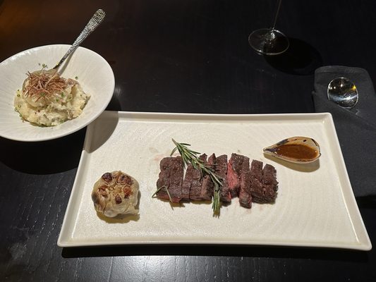 Ró Steakhouse by null