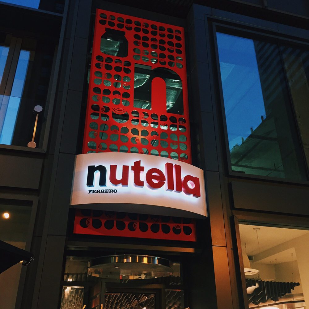 Nutella Cafe - Desserts Near Me - Chicago, Illinois