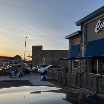 Culver's - line of people waiting for food - Burgers Near Me - Chicago, Illinois