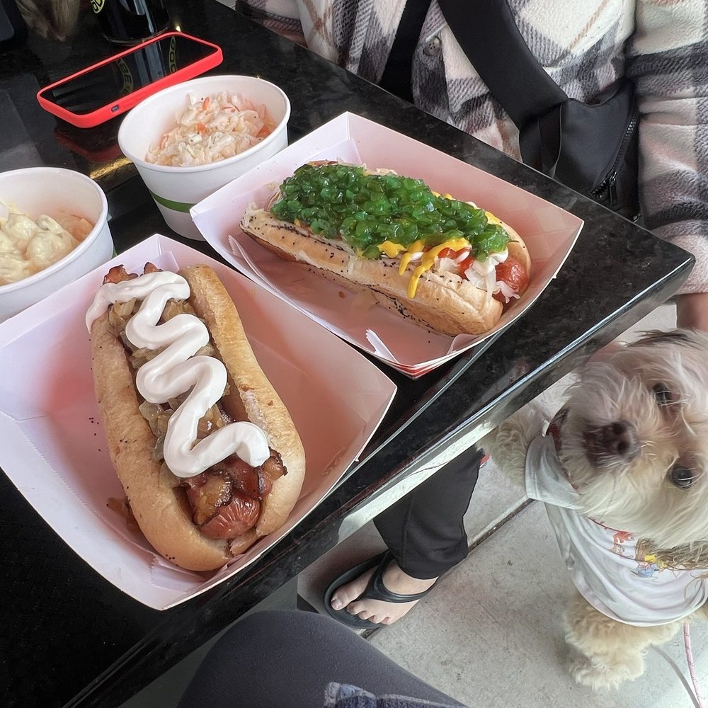 Pints and Quarts - The dogs - Pubs Near Me - Lacey, Washington Pints and Quarts - The dogs - Pubs Near Me - Lacey, Washington