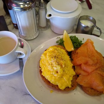 Pompidou Cafe - Scrambled egg and smoked salmon breakfast with tea! - Coffee & Tea Near Me - London, XGL Pompidou Cafe - Scrambled egg and smoked salmon breakfast with tea! - Coffee & Tea Near Me - London, XGL