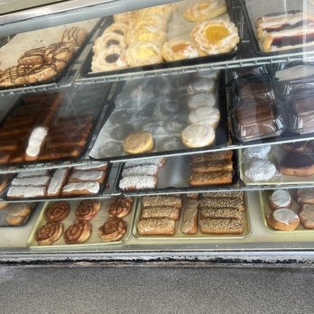Pettit's Pastry - Bakeries Near Me - Omaha, Nebraska Pettit's Pastry - Bakeries Near Me - Omaha, Nebraska