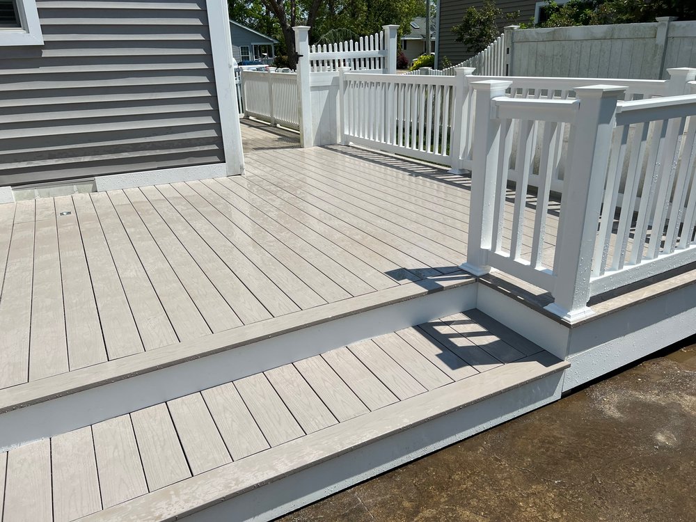 Slide of Palomino Construction