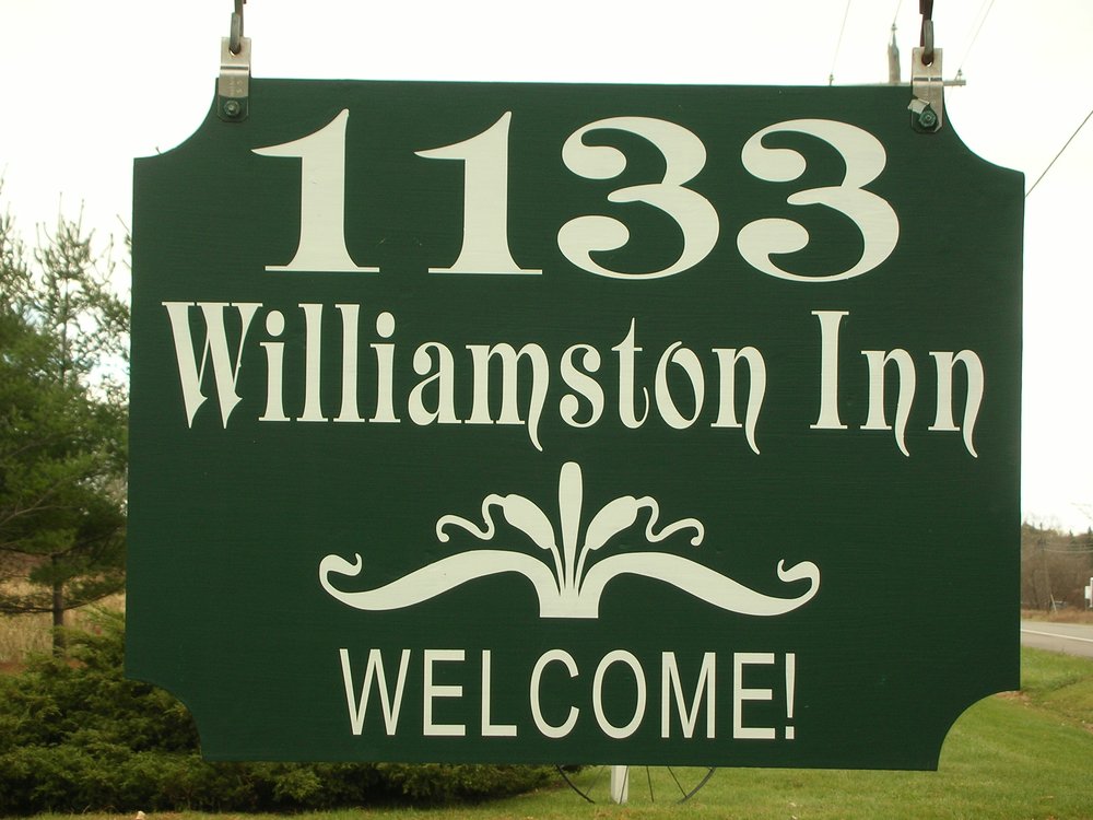 WILLIAMSTON INN Updated June 2024 22 Photos 1133 E Grand River Rd, Williamston, Michigan