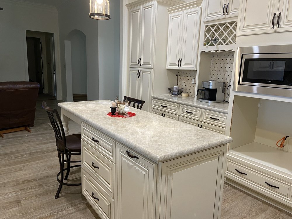 Grand Kitchen & Bath - countertop fabricator in Lafayette, LA