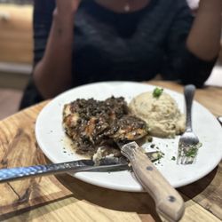 Samantha's Tap Room & Wood Grill