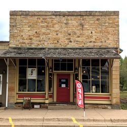 The Sandstone Market and Deli