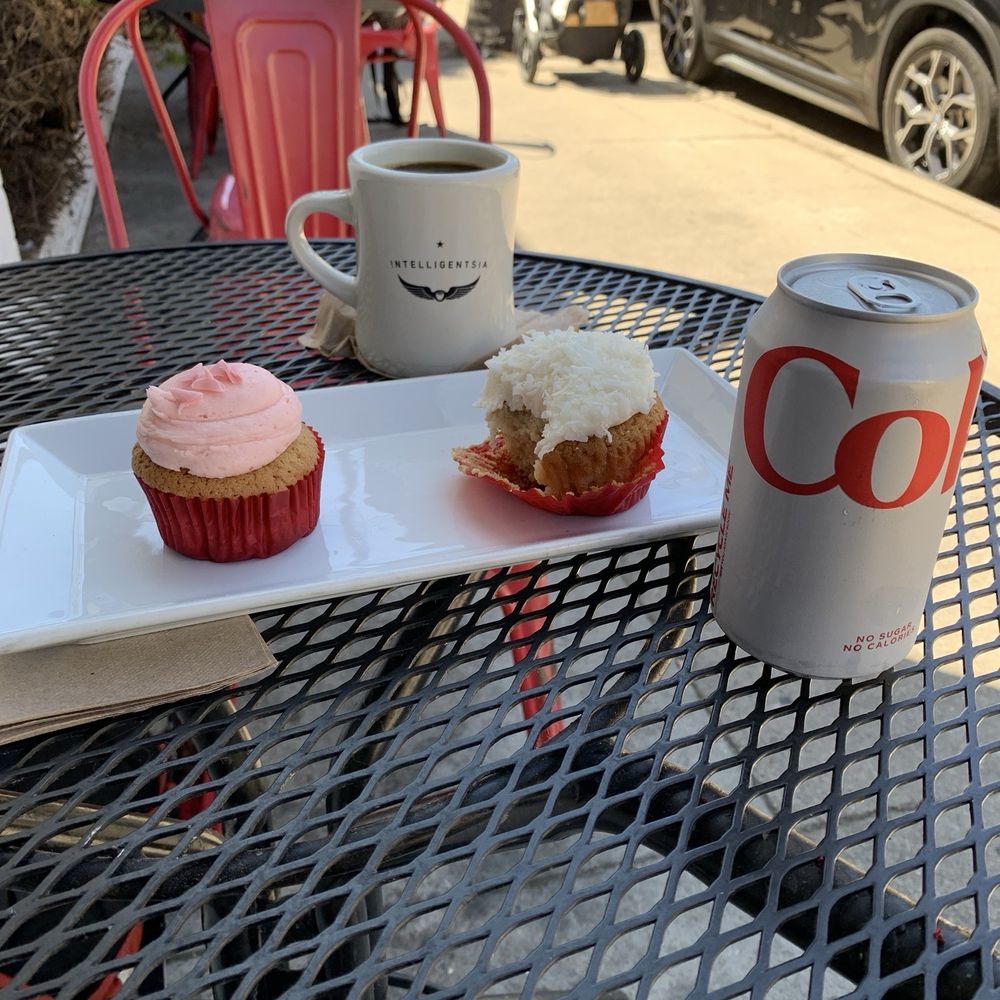 Crushcakes & Cafe - Yum. - Bakeries Near Me - Santa Barbara, California Crushcakes & Cafe - Yum. - Bakeries Near Me - Santa Barbara, California