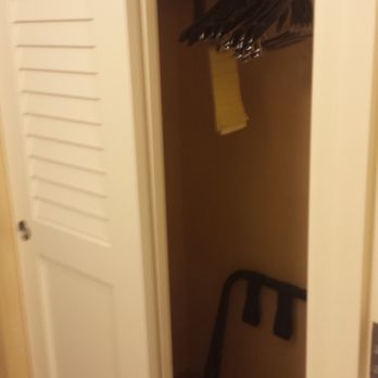 Courtyard by Marriott Los Angeles Torrance/Palos Verdes - Plenty of closet space - Hotels Near Me - Torrance, California