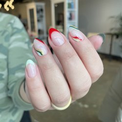 Citrine Creative Beauty - Citrine Gel Manicure with Nail Art Level 2