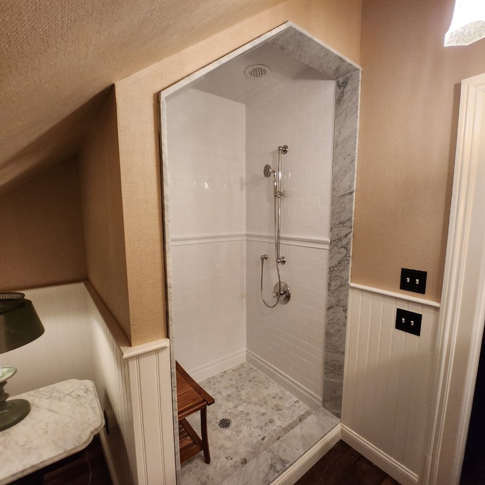 Slide of Reynolds Plumbing & Heating