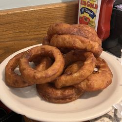 Joanna's Family Restaurant - Nasty Overlay Greased Onion Rings.