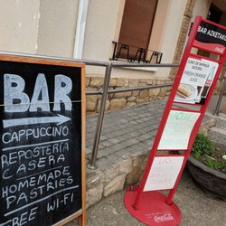 Bar Azketako - Open early