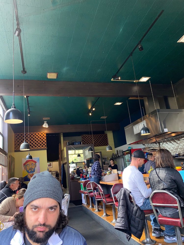 The Streamliner Diner