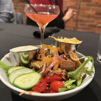 Jeffrey Adams on Fourth - House Salad - Steakhouses Near Me - Winston-Salem, North Carolina Jeffrey Adams on Fourth - House Salad - Steakhouses Near Me - Winston-Salem, North Carolina
