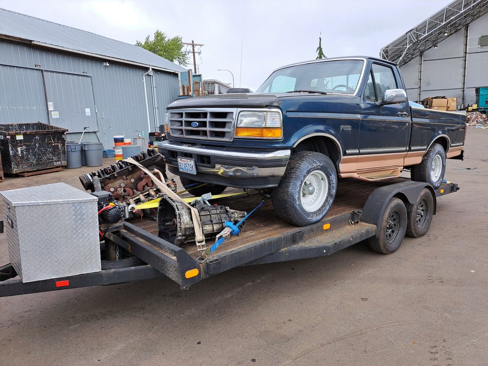 Topgun Hauling and Junk Removal - veterans service organization in Lacey, WA