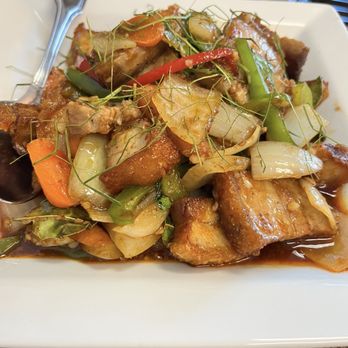 7 Thai Cafe - Spicy Basil Roasted Pork Belly - Noodles Near Me - Boise, Idaho