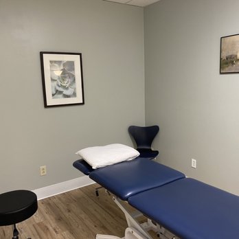 New Motion Physical Therapy - Physical Therapy Near Me - Franklin, Tennessee New Motion Physical Therapy - Physical Therapy Near Me - Franklin, Tennessee