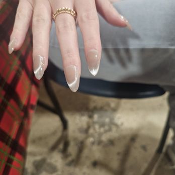 Divine Nail & Tan - Cat eye nails - Nail Salons Near Me - Gulf Shores, Alabama