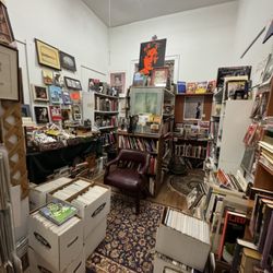 Venice Pavilion Antiques
