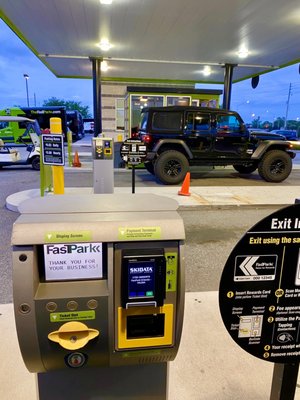 Orlando International Airport - South Park Place (Economy Lot), 10535