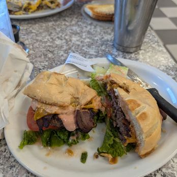 Nation's Giant Hamburgers - Bacon, cheeseburger - Burgers Near Me - Vacaville, California Nation's Giant Hamburgers - Bacon, cheeseburger - Burgers Near Me - Vacaville, California