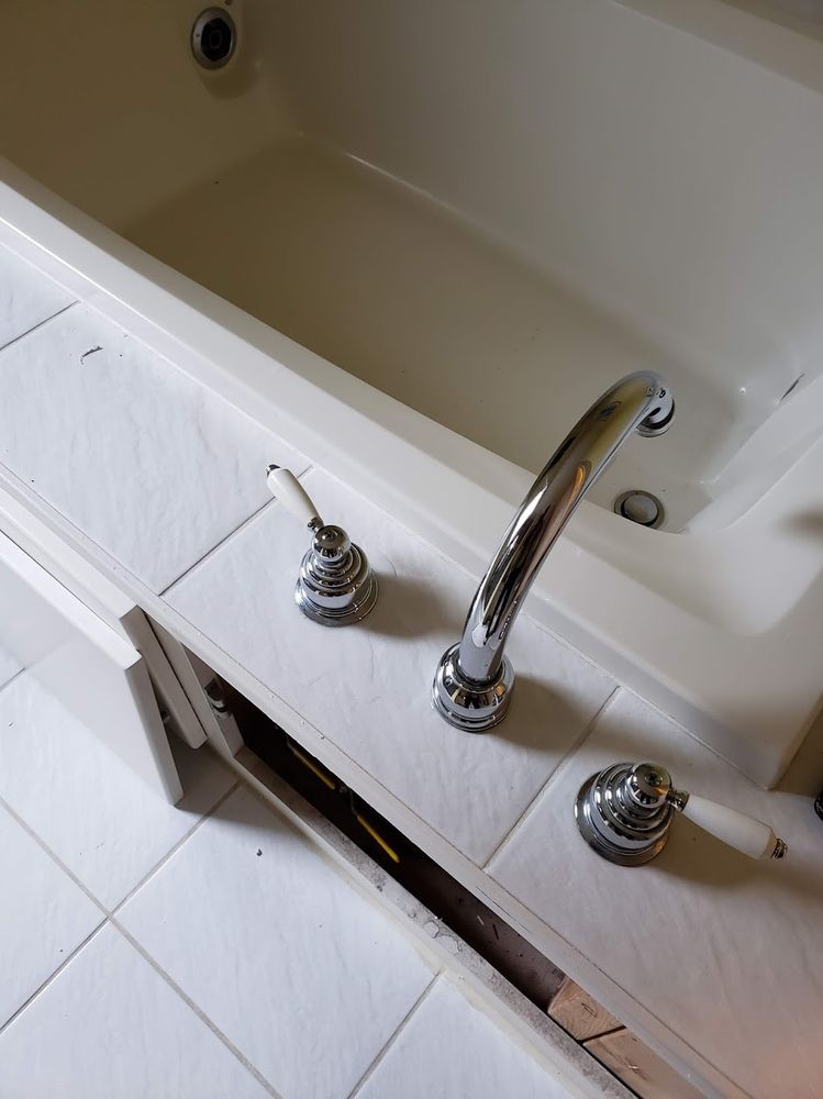 Slide of Ace Kolles Plumbing