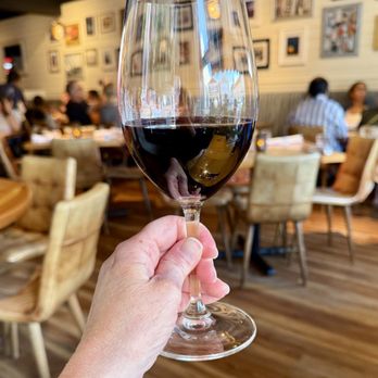 The Mariner - Cab. Sauvignon Highands. - Seafood Near Me - Mystic, Connecticut