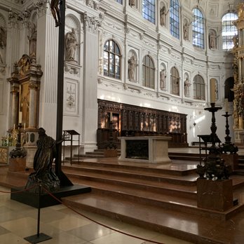 St. Michael Kirche - Landmarks & Historical Buildings Near Me - Munich, BY