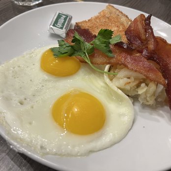 Friedman's - Breakfast & Brunch Near Me - New York, New York