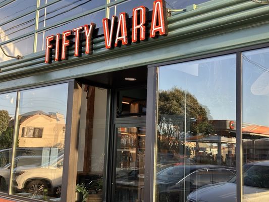 Fifty Vara by null