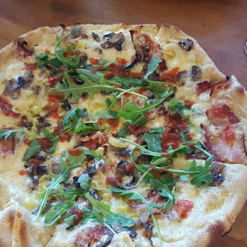 OneSpeed - Bacon, fontal cheese, mushroom, peppercini, arugula, & tomato  Better than expected. - Italian Near Me - Sacramento, California