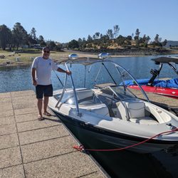 SBR Marine Boat Rentals - Bayliner