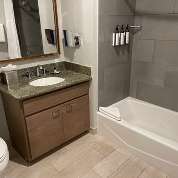 Marriott's Summit Watch - Bathroom to studio - Hotels Near Me - Park City, Utah