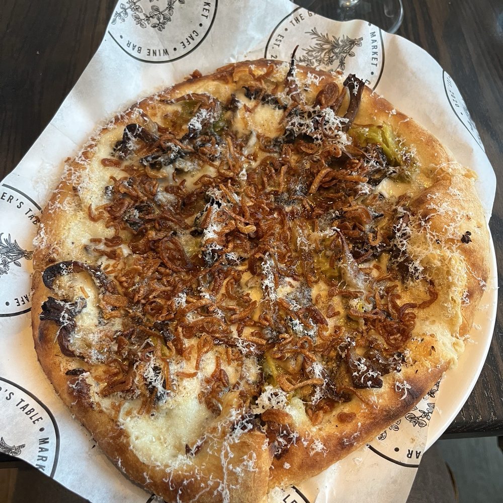 The Grocer's Table - Mushroom pizza - Cafes Near Me - Wayzata, Minnesota The Grocer's Table - Mushroom pizza - Cafes Near Me - Wayzata, Minnesota