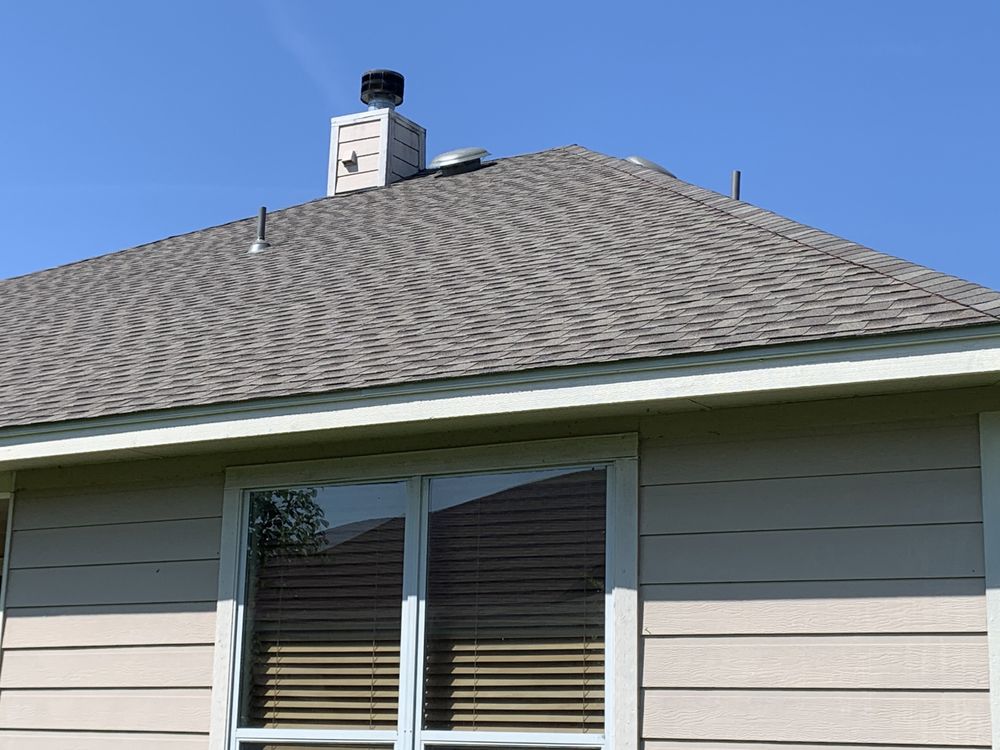 Slide of Roofing Contractor Solutions