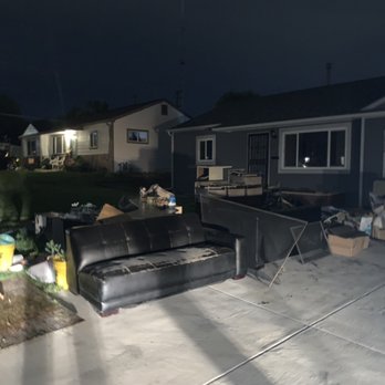 Manuels Mighty Movers - Before junk removal - Movers Near Me - Fort Lupton, Colorado