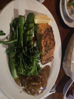 Ranch House | Restaurant & Bar by null